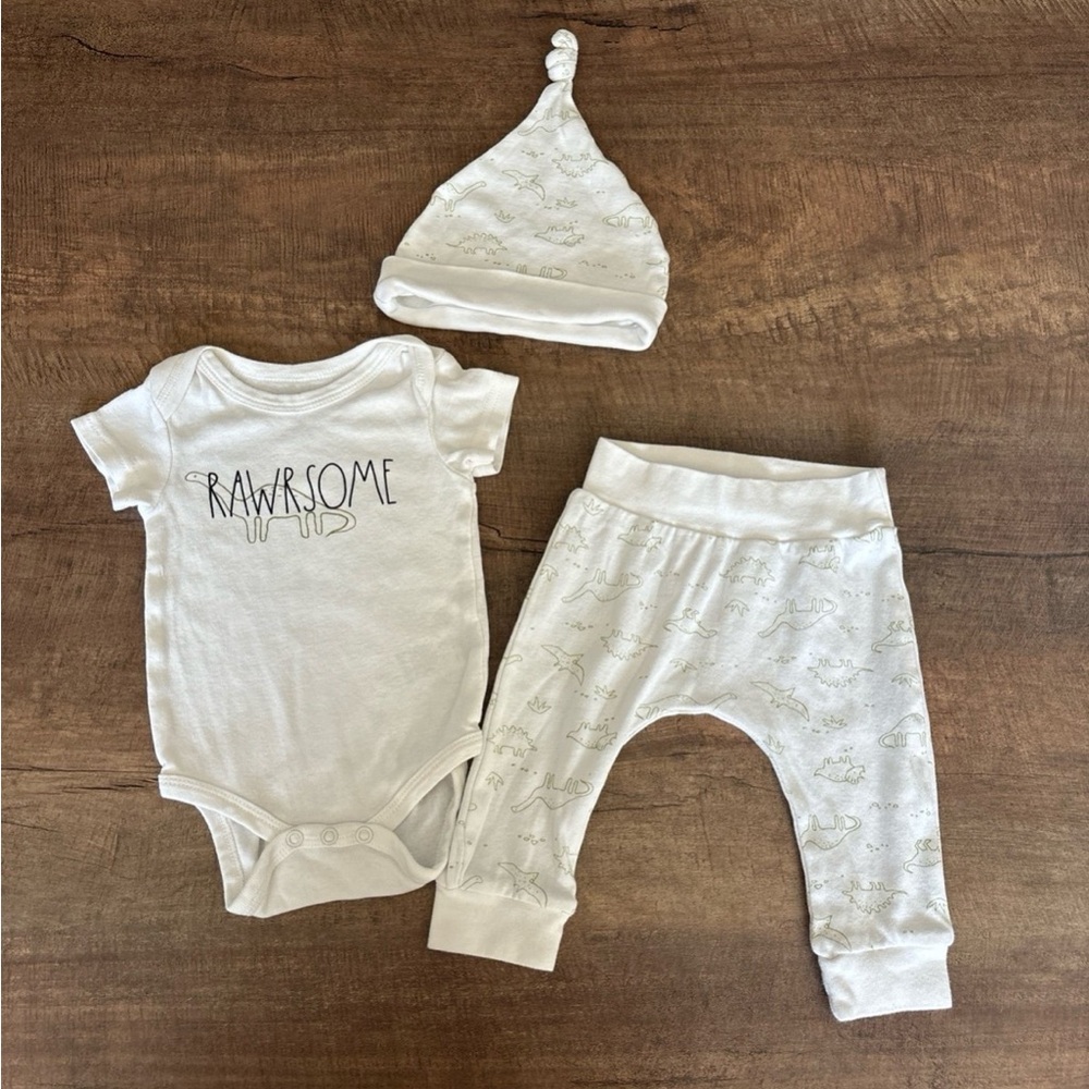Rae Dunn Baby Boys Dinosaur 3pc outfit 3-6m